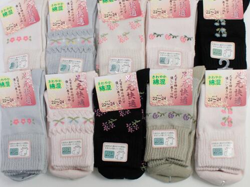 【要確認】店頭受け取り★同梱プレゼント対応★色柄お任せ★靴下クルー丈春夏レディース22~24cm(メール便/福岡/3日)豆娘