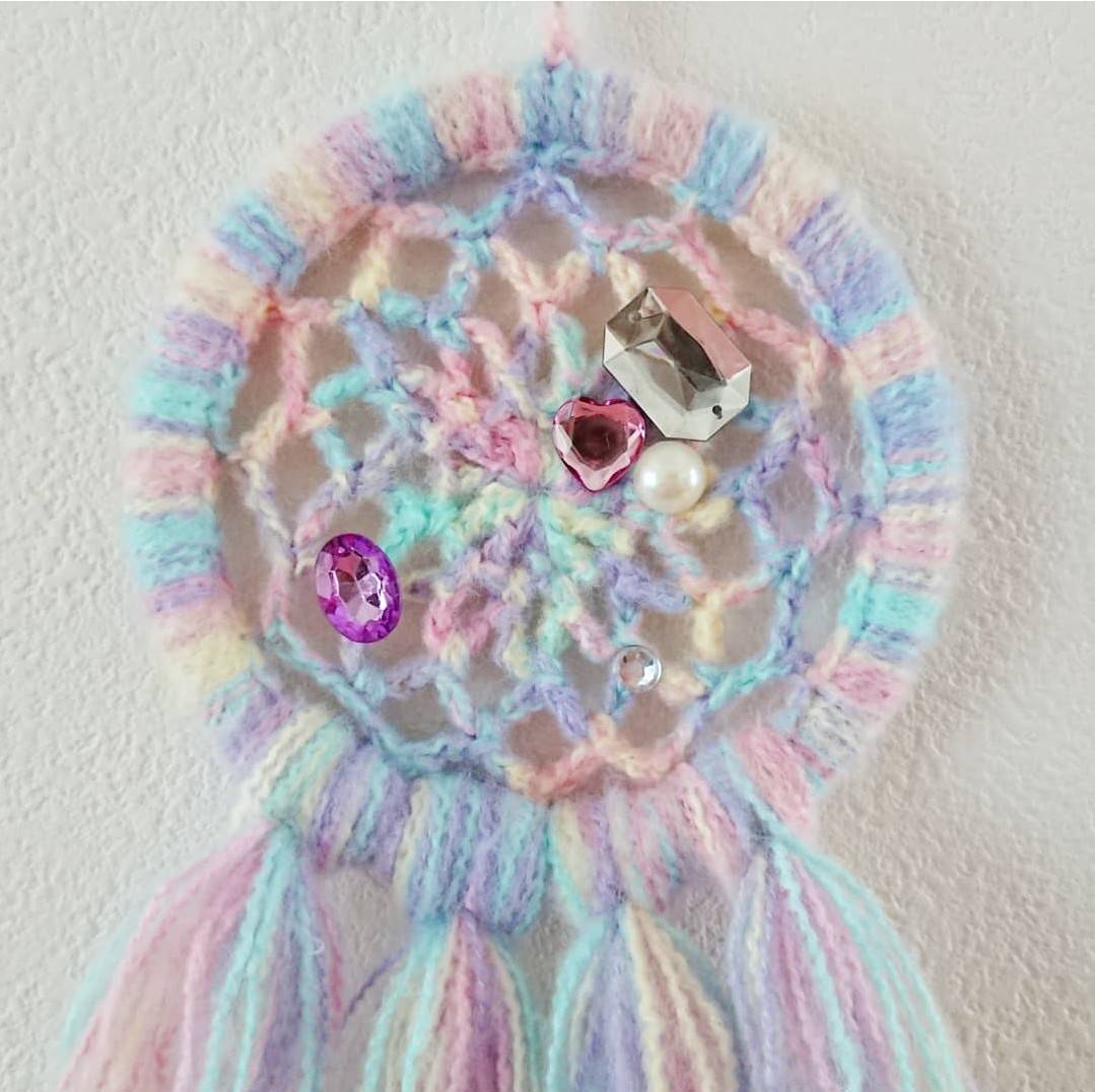 メール便Ｎ送料無料インスタグラムmiaiaiガーリードリームキャッチャー(中)福岡在庫nodhc（インテリア・お守り・ナチュラル・ポップ・手編み・ハンドメイド・キッズ・レース）